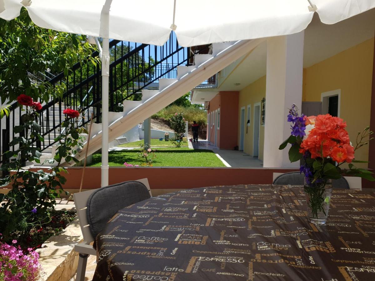 Angelika House 1 Apartment Marathias  Exterior photo